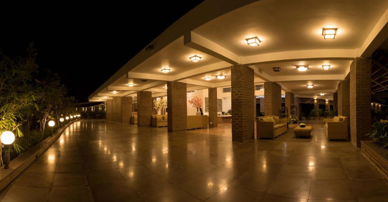 K Resort Tindivanam Extérieur photo